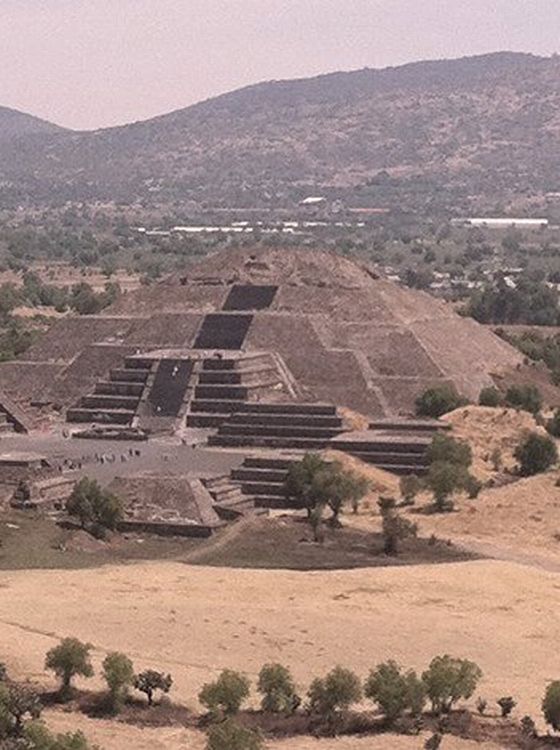 Pyramides, Teotihuacan, Mexico