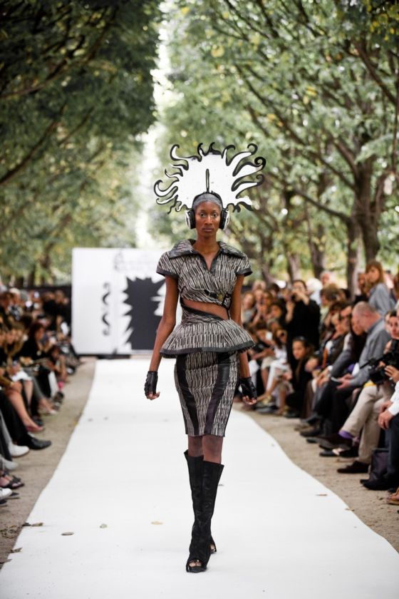 Fashion Week Paris, Jardin du Palais Royal, On Aura Tout Vu, mannequin