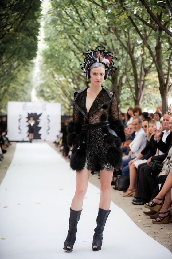 Fashion Week Paris, Jardin du Palais Royal, mannequin, On Aura Tout Vu.