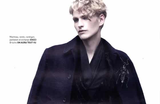 Broche en metal noir et cristal jet insecte geant de on aura tout vu  manteau gucci