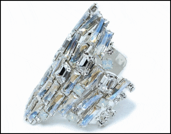 on aura tout vu, jewels, bracelet, harvey nichols, harvey nichols hong kong, swarovski, livia stoianova, yassen samouilov