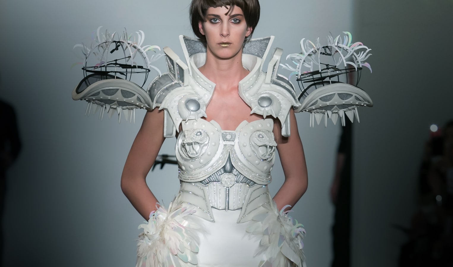 sculpted corset snake look and futuriste drole bolero white and silver by on aura tout vu couture ss16