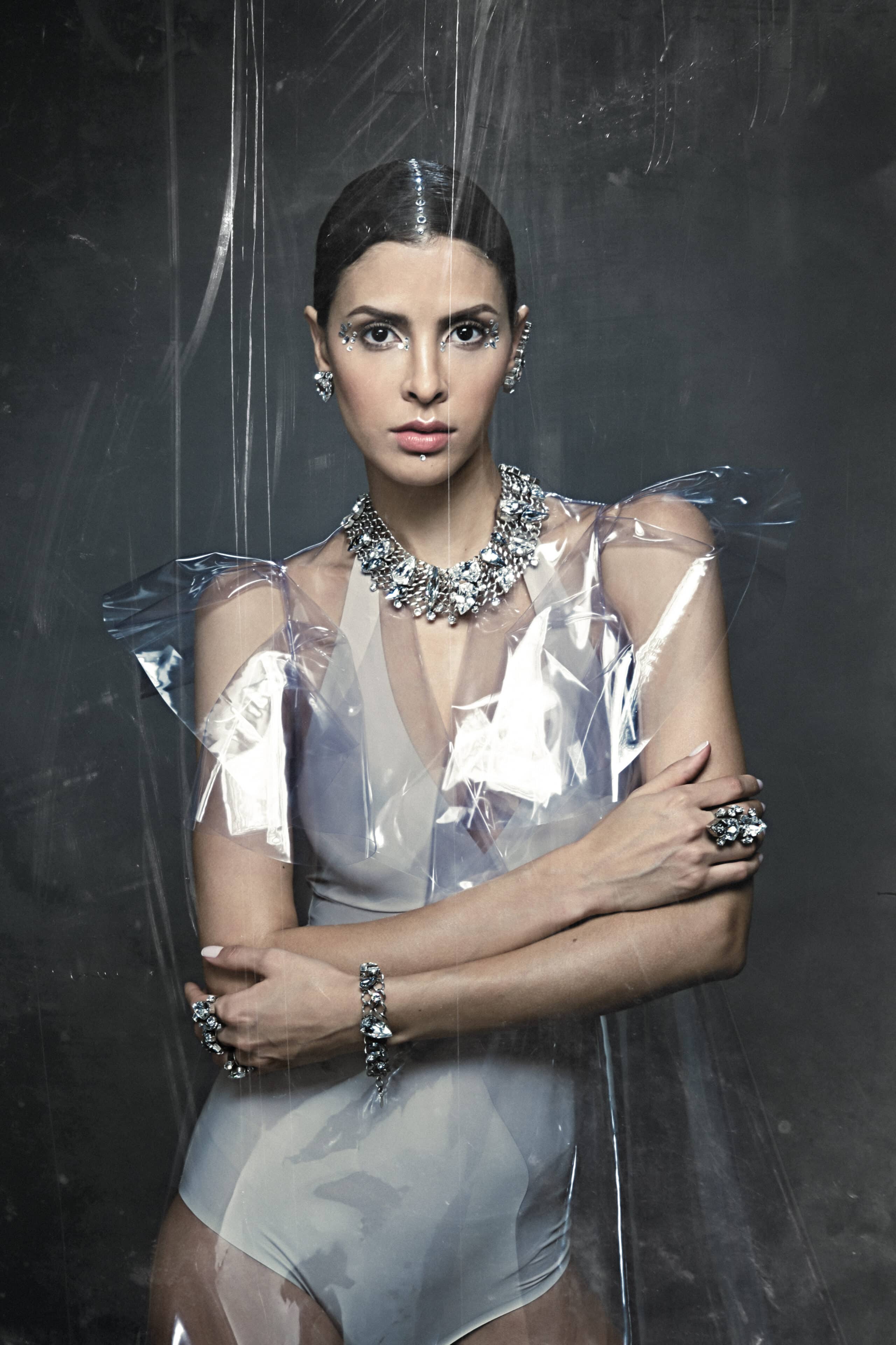 unrivaled jewellery winter_18_19 on aura tout vu