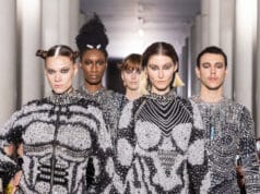 On Aura Tout Vu couture show Illusions No season 2024 on aura tout vu show illusions 2024 haute couture fashion week paris